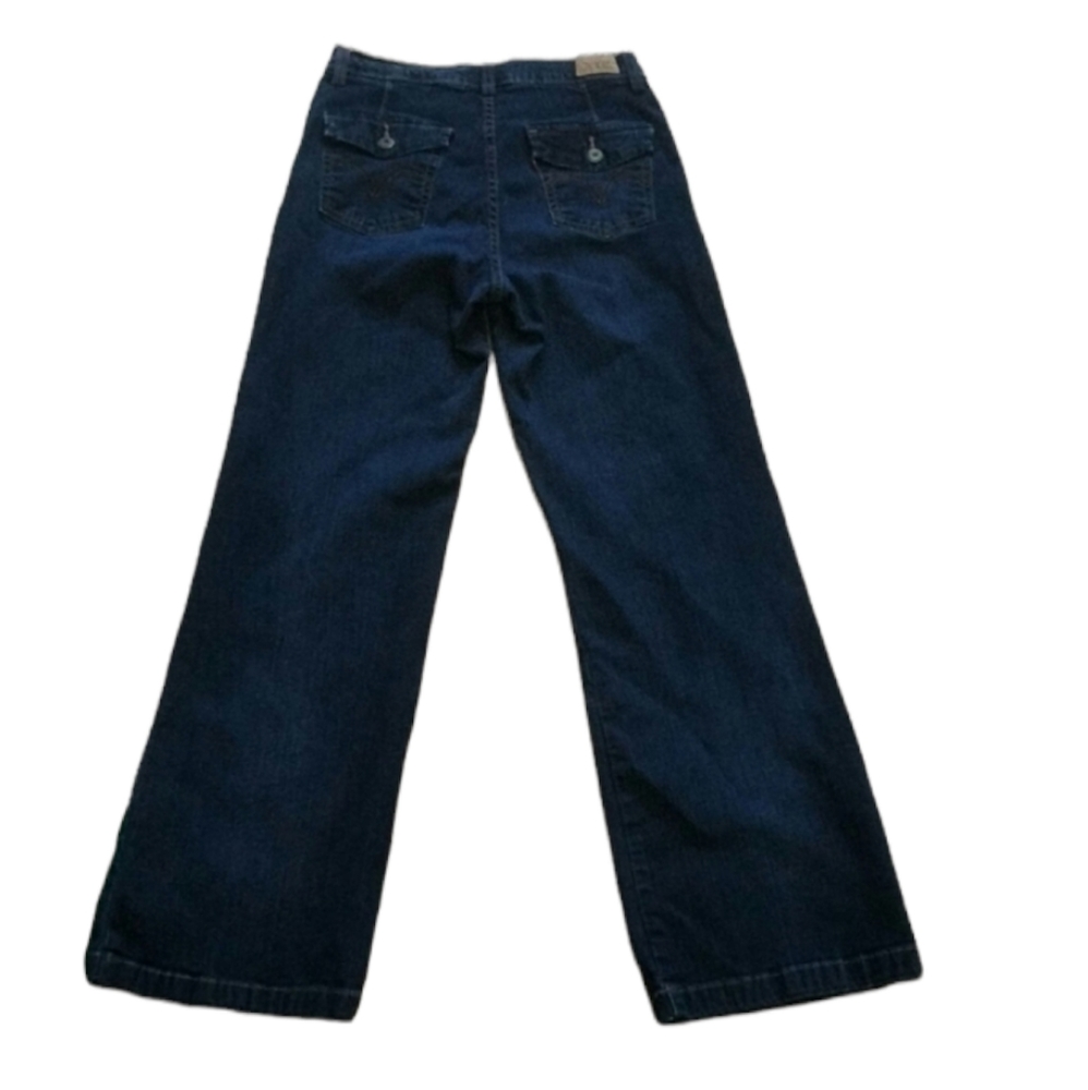 Levi's & DKNY Women's Jeans - Picture 3 of 10